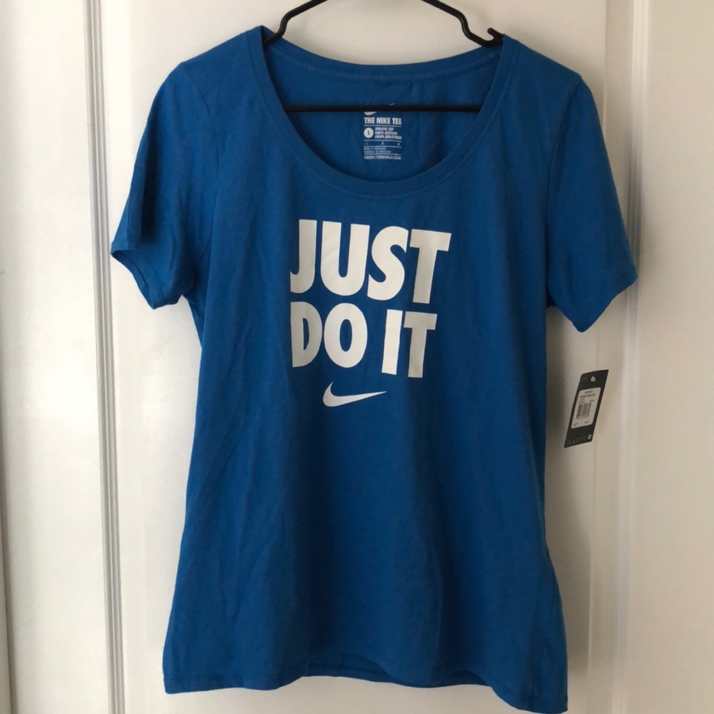 Nike t-shirt